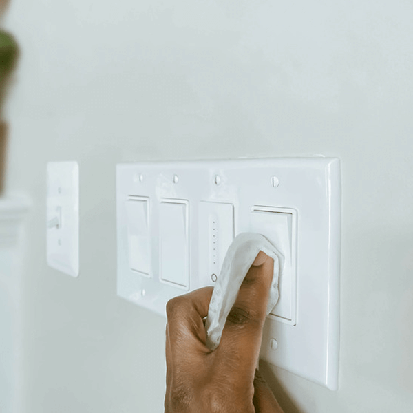 Elektrik Düğmeleri Nasıl Temizlenir? : Kapak Görseli